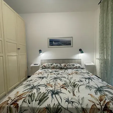 Mari Sole By World * Chiavari